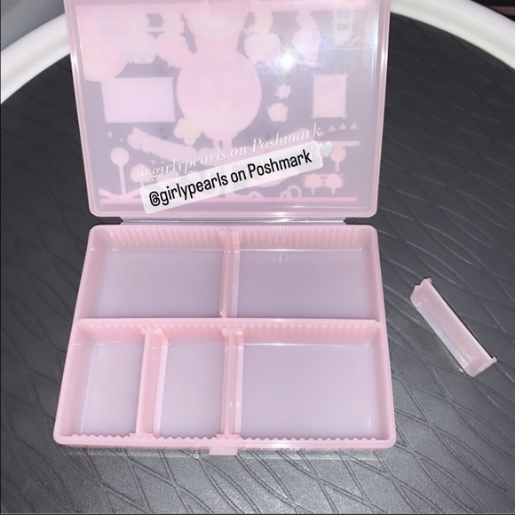 Hello Kitty Pill Case with Adjustable/ Removable Partitions NEW Sanrio - Picture 5 of 8